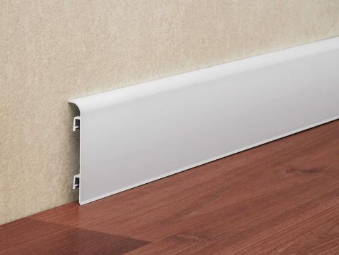 2073- ALUMINIO ZOCALO APOLO 70x10mm x 2.5 CROMO MATE